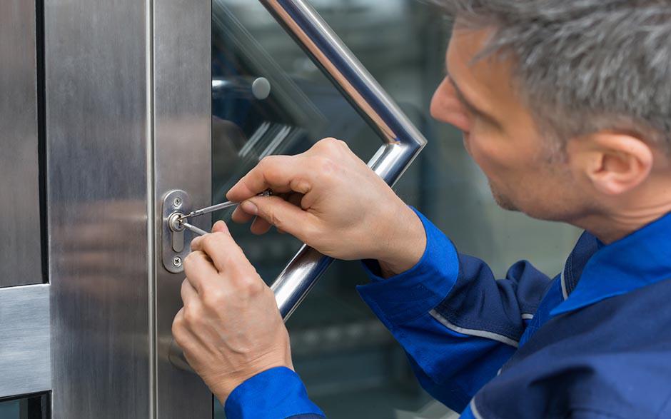 ouverture de porte claquée serrurier Paris 5