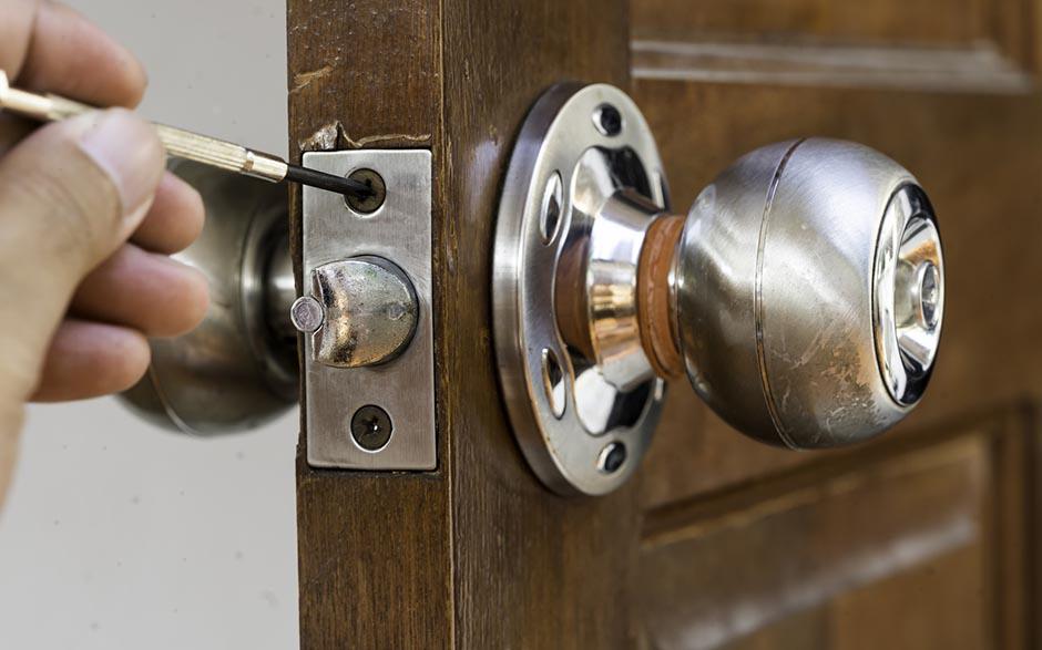 ouverture de porte claquée serrurier Paris 5